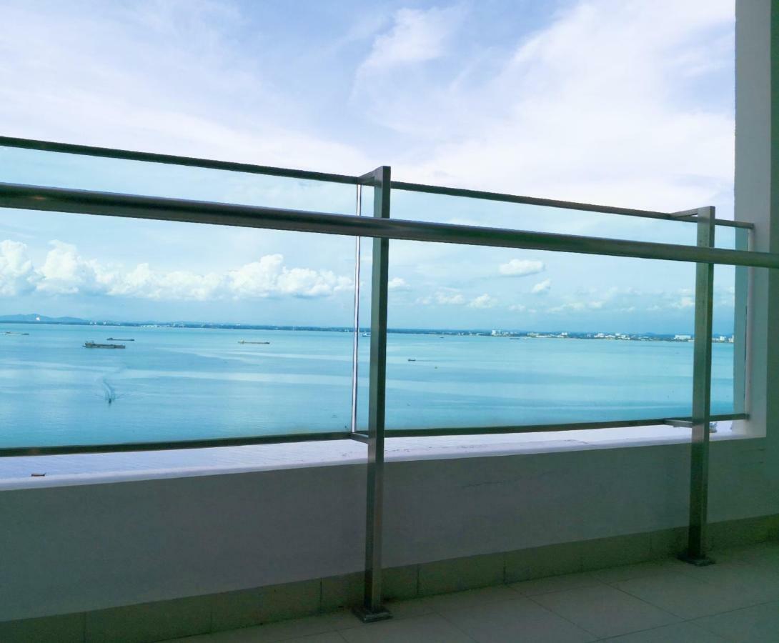 Mansion One, Private * George Town